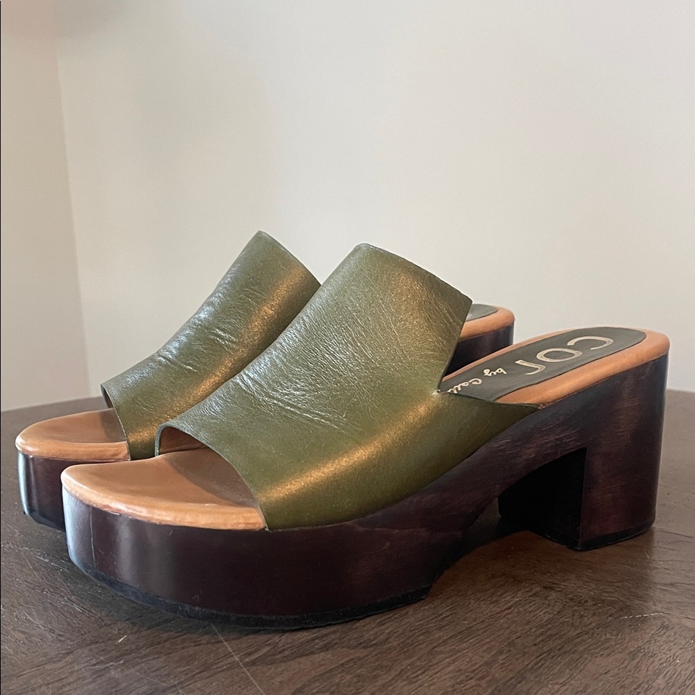 Colleen Cordero Wooden Clogs Sz 8-1/2